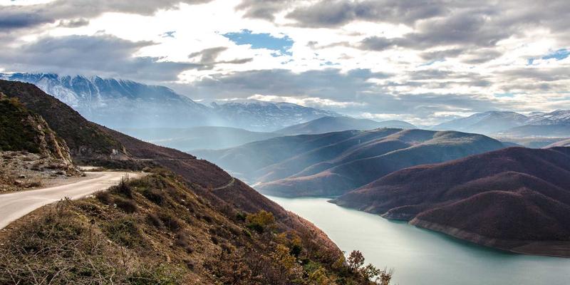 锁住自然的馈赠：袁创农业如何用智慧仓储与冷链科技守护有机农产品的每一分鲜度与营养